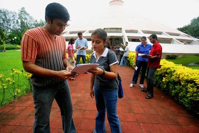 gettyimages-90557719-612×612 INDIA - JUNE 25: Students at Indian Institute of Management ( IIM ) Campus in Kolkata, West Bengal, India (Photo by Suvashis Mullick/The The India Today Group via Getty Images)